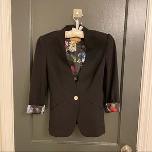 Ted Baker | Black stretchy blazer